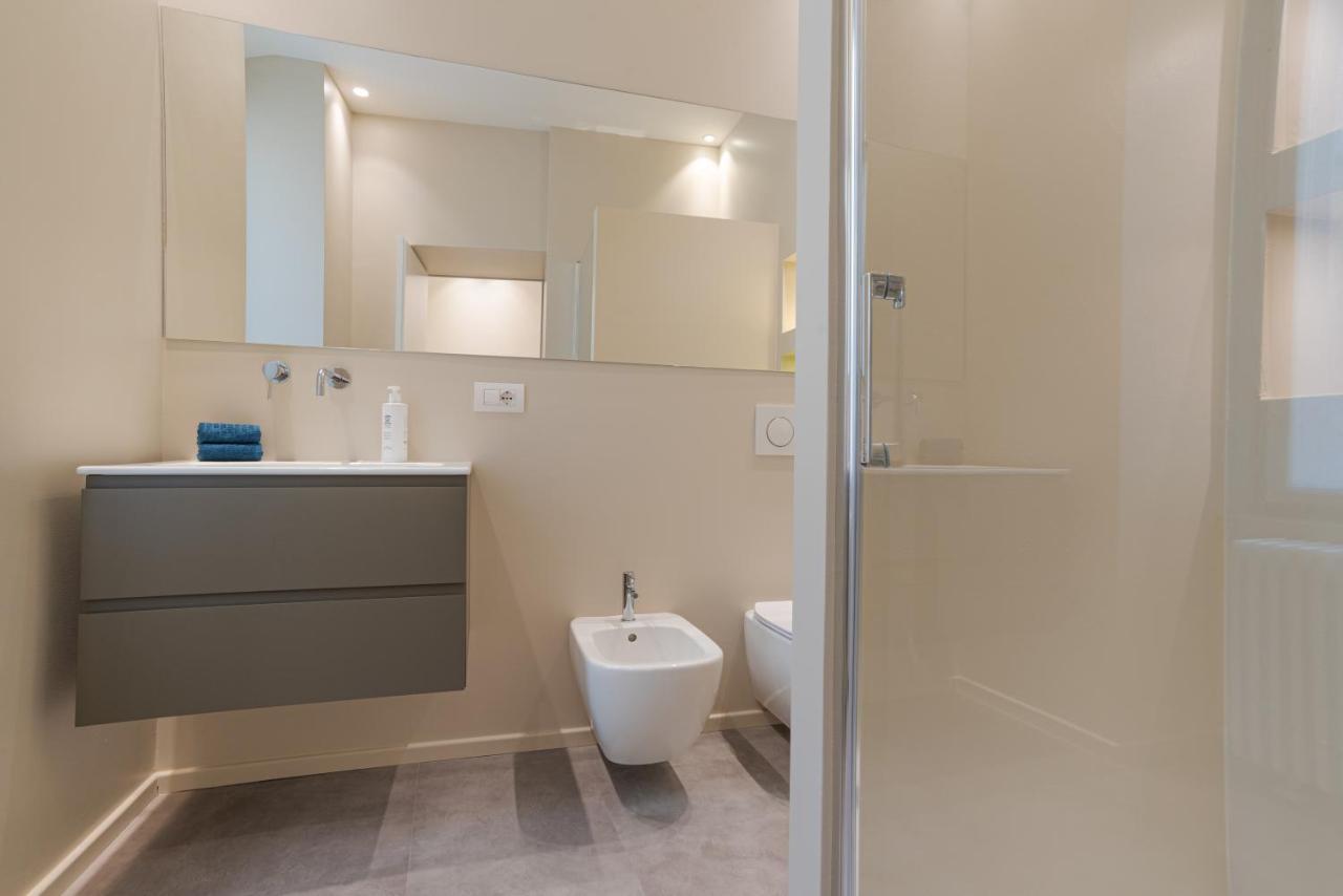 Suite Del Vescovo - By Myhomeincomo Exterior photo