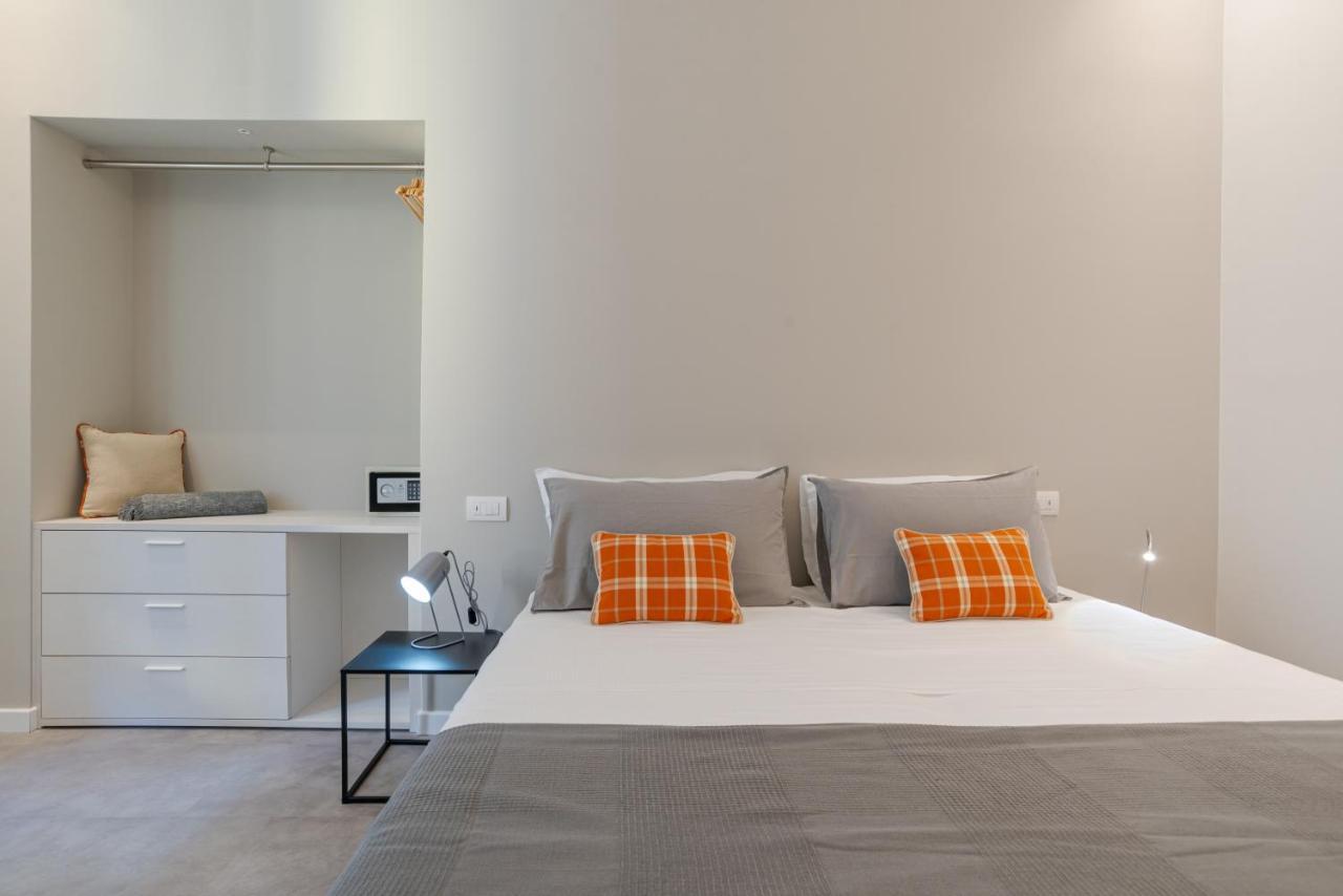 Suite Del Vescovo - By Myhomeincomo Exterior photo